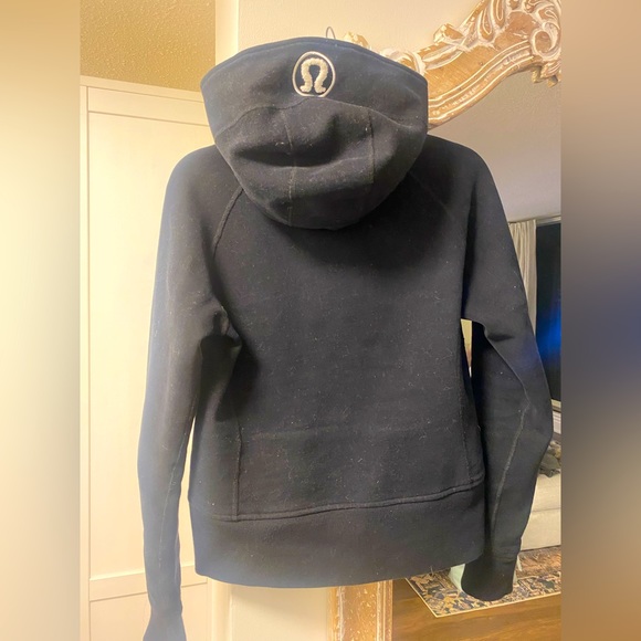 Lululemon scuba sweater. Black. EUC - Picture 2 of 2